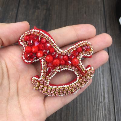 China Handmade Rhinestone Wood Horse Sew On Applique Apparel Embroidery Wood Horse Patch Beaded Badges Patches For Jackets for sale