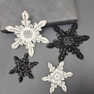 China Handmade Rhinestone Bead Snowflake Sew On Applique Apparel Embroidery Badge Patch Beaded Flower Patches For Jackets for sale