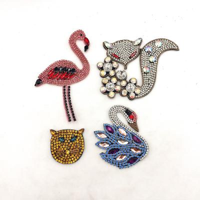 China Handmade Rhinestone Bead Flamingo Sew On Applique Apparel Embroidery Flamingo Beaded Fox Patches For Jackets for sale