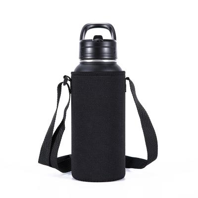 China Sustainable Carry Customized Neoprene Drink Water Bottle Holder Sleeve Cooler Bag Bottle Carrier Pouch With Adjustable Shoulder Strap for sale