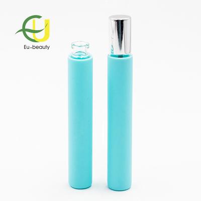 China Sheathed With Silicone Cover 15ml Custom Glass Tubes With Shiny Silver Mist Sprayer For Perfume Women for sale