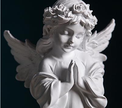 China Europe Hot Selling Ceramic Maiden Angel Gifts Little Angel Ceramic Figurines for sale