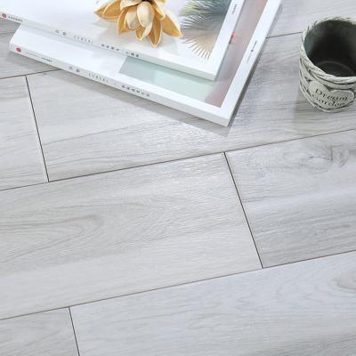 China Rustic Light Gray Wood Tile Floor Tiles Pictures for sale