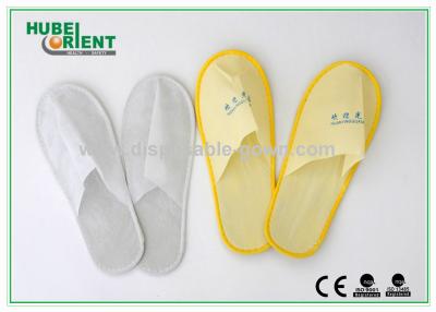 China Eco Friendly Comfortable Disposable House Slippers Nonwoven / EVA for sale