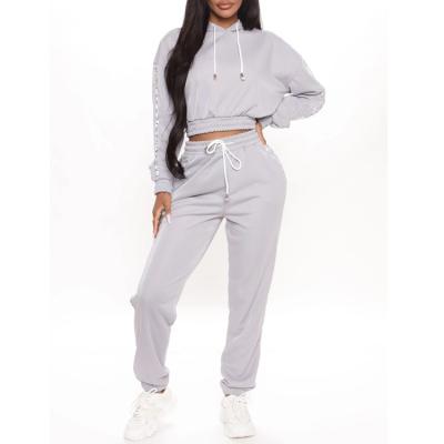 China Anti-pilling Casual Solid Color Drawstring Shorts Sweatsuit Women Jogging 2 Piece White Sweatsuit Suit for sale