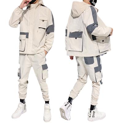 China Multi-pocket Individual Polyester Long Sleeve Anti-wrinkle Design Men's Casual Zipper Sweatshirt Suit for sale