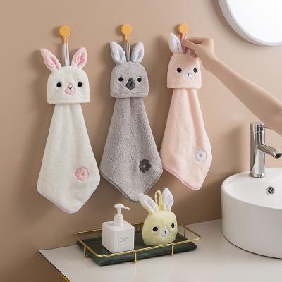 China Viable Factory Wholesale Bathroom Towels With Loop Cute Cartoon Rabbit Hanging Super Absorbent Hand Towels With Loop for sale