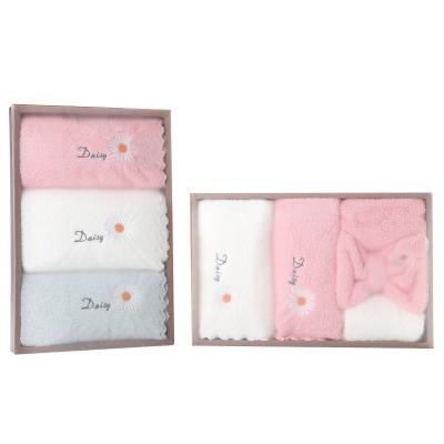 China Super Absorbent QUICK DRY 4 Piece Coral Fleece Daisy Embroidered Towels and 1headband Towel Set for sale