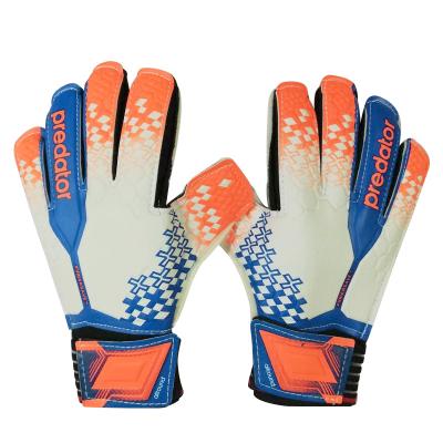 China finger & Thumb Pad Customized Logo Cushioning Comfortable Soccer Gloves Latex Breathe Sticky Palm Soccer Training Goalkeeper Gloves For Adults for sale