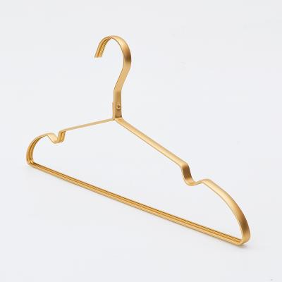 China New Modern Light Weight Aluminum Alloy Metal Wire Luxury Cloth Hanger for sale