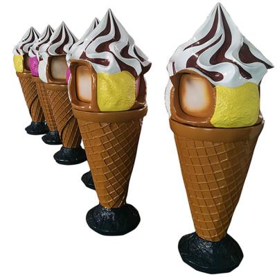 China Custom Handmade Europe Shopping Mall Decoration Resin Ice Cream Props for sale