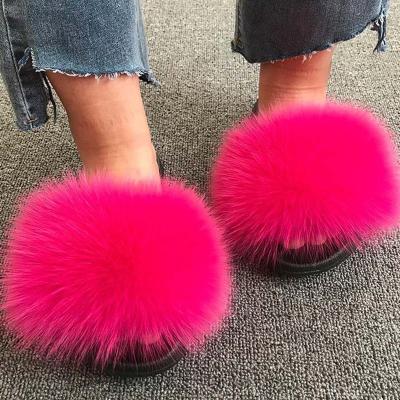 China Fashion Trend TRUE BIG HAIRY Fluffy Soft Raccoon Outdoor Sandals Fox Fur Slides Slippers For Women for sale