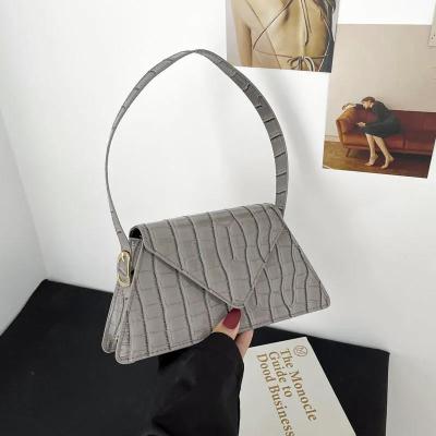 China 2021 Retro Fashion New Women's Summer Ladies Handbags Shoulder Bag Crocodile Armpit Pattern for sale