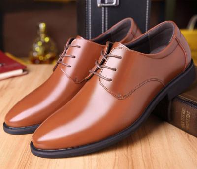 China Fashion 2022 New Round Christmas Gift Leather Shoes Men's Shoes Brown Business Formal Men's Lace-Up Shoes for sale