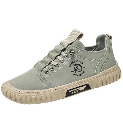 China Fashion Lightweight Breathable Canvas Shoes Trendy Men for sale