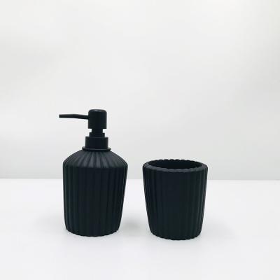 China Sustainable Liquid Concrete Cement Black Bathroom Dispenser Bath Accessory Set for sale