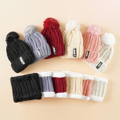 China Winter Beanie Hats Scarf Set Warm Men's Knitted Hat Skull Cap Neck Warmer With Thick Fleece Striped Winter Hat And Scarf For Women for sale