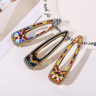 China Custom Luxury Hair Decoration Glitter Rice Beaded Hair Clips Accessories For Women Water Drop Duck Bill Hair Clips Hair Grips for sale