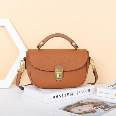 China Fashion Hot Sale Mini Ladies Messenger Bag Waterproof Leather Messenger Bag for sale