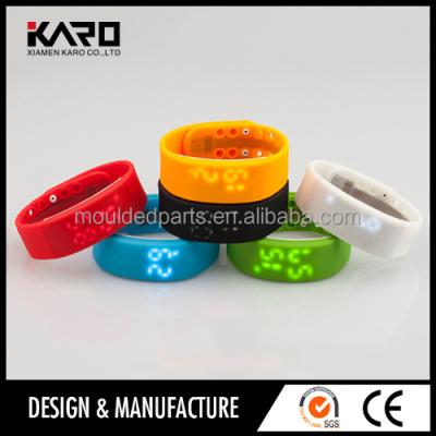 China Alarm Manufacturers Selling Silicone Watch Couple Fashion Sports Care Watch Silicone for sale