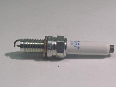 China PKER7A8EGS 95463 NGK Spark Plug VOLKSWAGEN PASSAT B8 04E 905 602 for sale