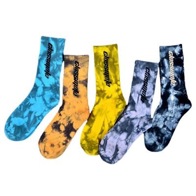 China QUICK DRY Hot selling trendy fashion men's combed cotton tie dye socks customization vintage outdoor athletic casual crew socks for sale