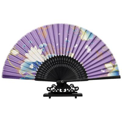 China Custom Made Chinese Bamboo Folding Fans Wedding Decoration Natural Handmade Wholesale for sale