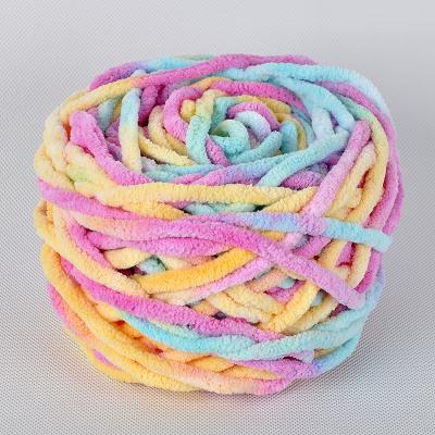 China Ring Spun 1.3NM Super Soft 100% Polyester Chenille roving for hand - blankets, scarves, cushions, etc. woven for sale