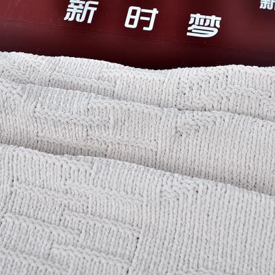 China 100% Ring Spun 2.6NM Color Polyester Yarn Spun Pure Polyester Chenille Yarn Similar Cashmere Chenille for sale