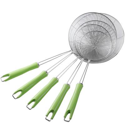 China Sustainable Hot Selling Stainless Steel Kitchen Wire Oil Skimmer With Colorful Handle Cooking Skimmer/Kitchen Utensils Skimmer for sale