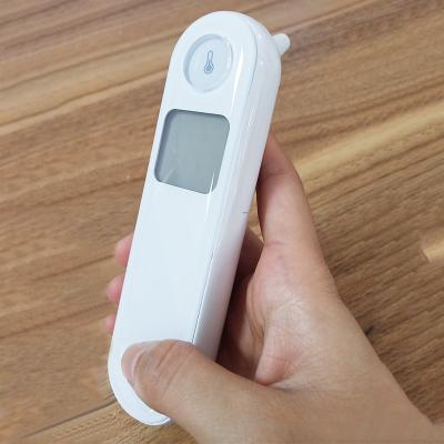 China High Accuracy Auto-off High Accuracy Quick Read Digital Portable Ear Thermometer for Baby Child Adult Body Temperature for sale