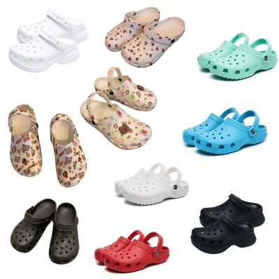 China Other Hot Sale Brand Men's Clog Sandals Casual Clogs Shoes Eva Sandals Clogs Lightweight for sale