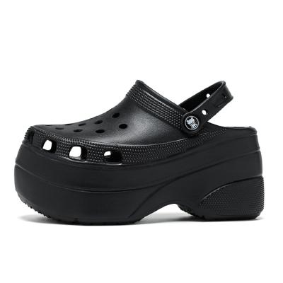 China 2020 New Arrival Breathable Design Clog Sandal Eva High 10cm Unique Thick Heel Women Garden Platform Clogs Shoes for sale