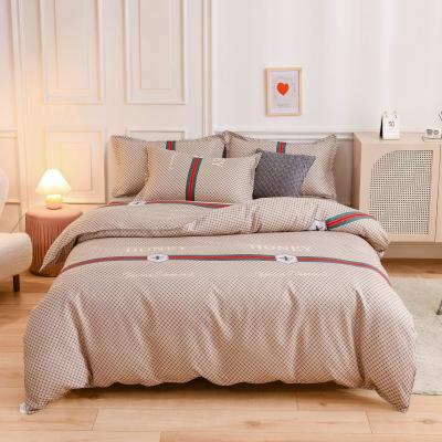 China Autumn/Winter New Cotton One-Piece Tufted Cotton Modern Sanding Sheets Quilting Blanket Dorm Three-Piece Bedding for sale