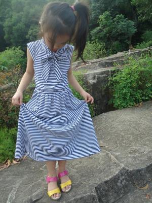 China Blue Striped Age 5 Little Girl Summer Dresses Long Bow Girls Knot Dress OEM for sale