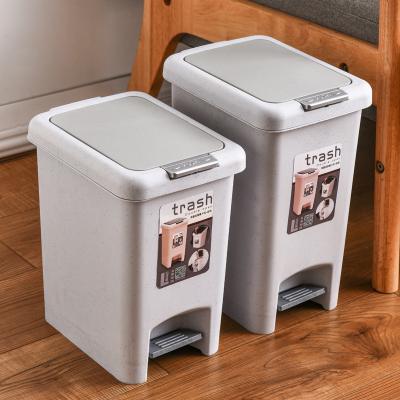 China Small Size Plastic Indoor Trash Can Stocked Household Pedal Waste Bin Trash Can For Office for sale