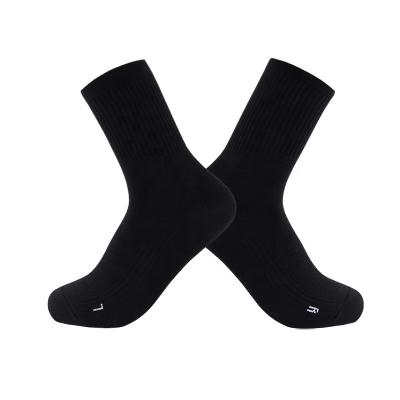 China Breathable Cotton Lightly Cushioned Wicking Breathable Comfort Sports Cycling Crew Socks for sale