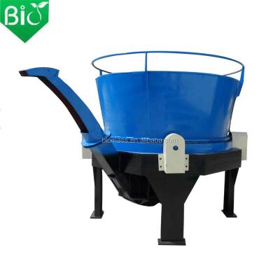 China Poultry Farm Fertilizer Fermentation Used Big Feeder Corn Straw Bale Crusher for sale