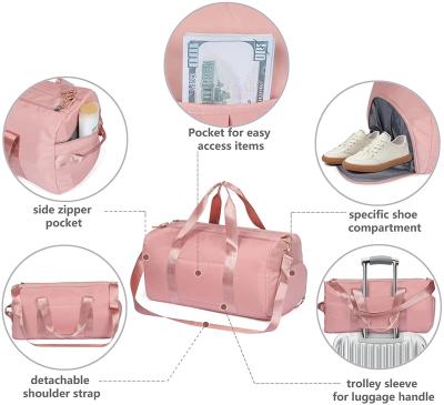 China Fashion Customized Logo Large Capacity Outdoor Man Travel Bag Women Pink Waterproof Gym Duffel Bag for sale