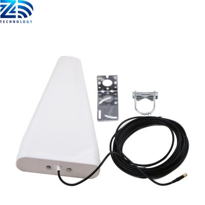 China Highly Directional RF Broadband 800-2500MHz Mobile Yagi Antenna 11dBi ZD-LPDA-800/2700-12 N-Female for sale