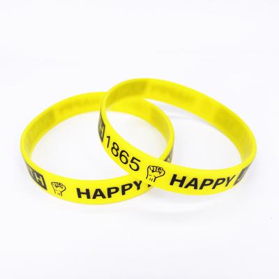 China Promotion/Custom American Rubber Elastic Band Engraved Silicon Bracelet Juneteenth Wrist Hand Gift/Party/Birthday Silicone Wristband for sale