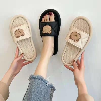 China CUSHIONING Summer Cartoon Bear Slippers Animals Indoor And Outdoor Slippers For Ladies Girls Home Slides for sale