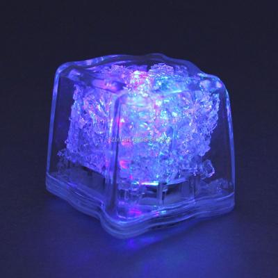 China 2.8CM Colorful Water Activated LED Ice Light For Drinks LED Ice Light For Party Or Bar 3.5*3.5cm for sale