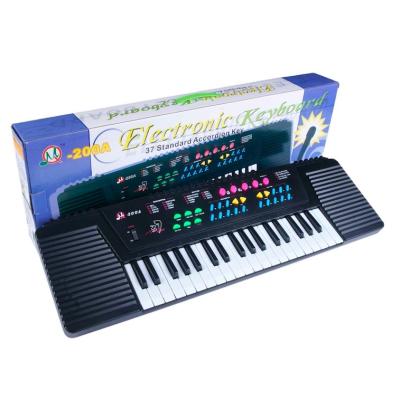 China Professional Musical Device Electronic Organ Kids 37 Key Keyboard Piano With Built In Speaker for sale