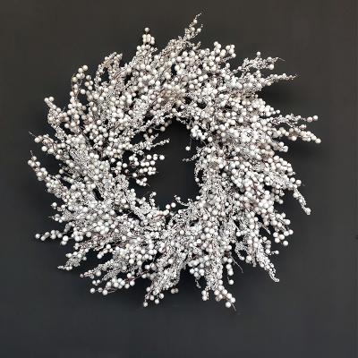 China Christmas Deoration Front Door Decor Artificial Grapevine custom made wholesale Berry Snow Wreaths white for sale