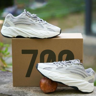 China 2022 Latest Original High Quality Design Light Weight Yeezy Shoes Men Fashion Yeezy 700 Sneakers Running Sports Casual Shoes for sale