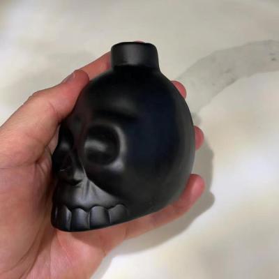 China Smaller Imitation Gothic Skeleton of Death Whistles Antique Ceramic Skeleton Aztec Screaming Whistle of Death in Dark for sale