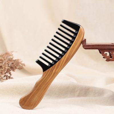 China Home Amazon Hot Selling Extra Long Handmade 100% Natural Green Sandalwood and Buffalo Horn Fine Wood Hair Wide Tooth Comb for sale