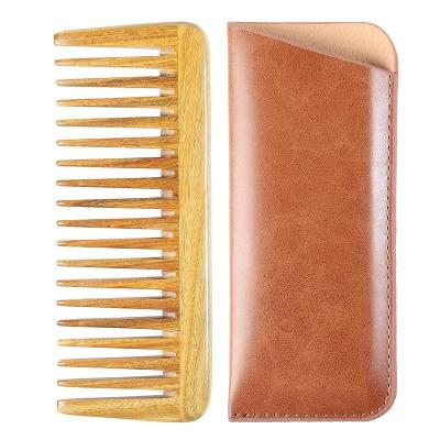 China Newest 100% Natural Home Sandalwood Green Hair and Beard Comb Anti Static Fragrant Natural Sandalwood Hair Wooden Comb for sale