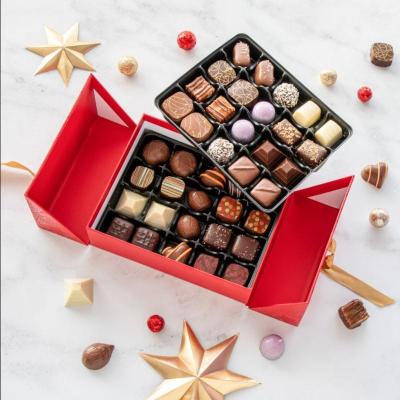 China Recyclable Luxury Printed Magnetic Rigid Paper Christmas Decoration Chocolate Boxes Packing Candy Chocolate Gift Wrapping Paper Box for sale